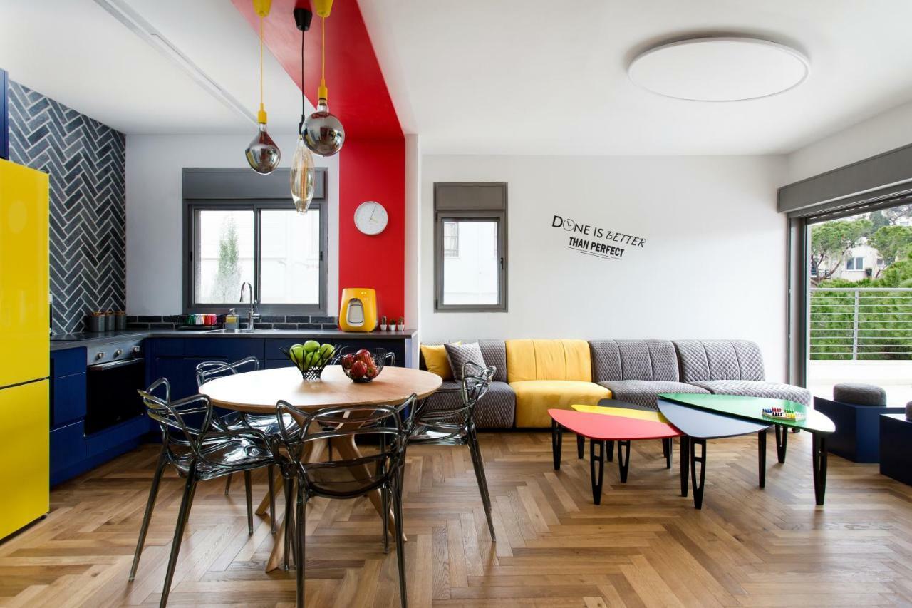Colorful Bnb Apartment Haifa Exterior photo