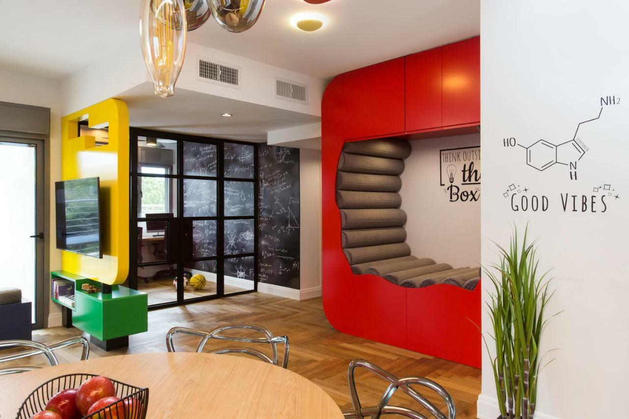 Colorful Bnb Apartment Haifa Exterior photo